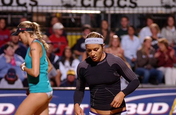 排球手型教学视频:三种手型图解与练习方法