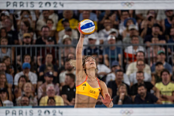 冯坤技术特点分析:为什么她被誉为世界最佳二传手之一