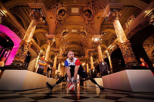 湖南中考垫排球动作详解:手把手教你拿高分