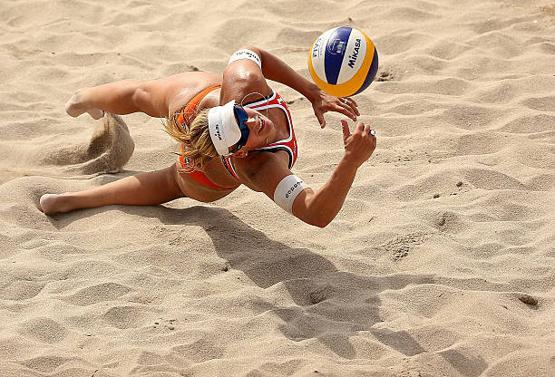 排球迷必看:今日赛事直播14:30收官,赛程安排一览