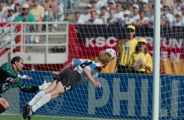 荷兰队2022世界杯阵容深度解析:范戴克领衔,德容坐镇中场